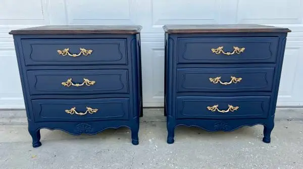 Vintage French Provincial Nightstands/ Side Tables