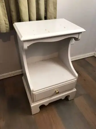 White Night Stand w/ Drawer