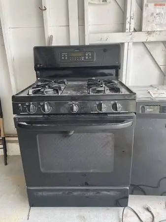 GE Profile Spectra 30 Gas Range Stove & Oven - Black