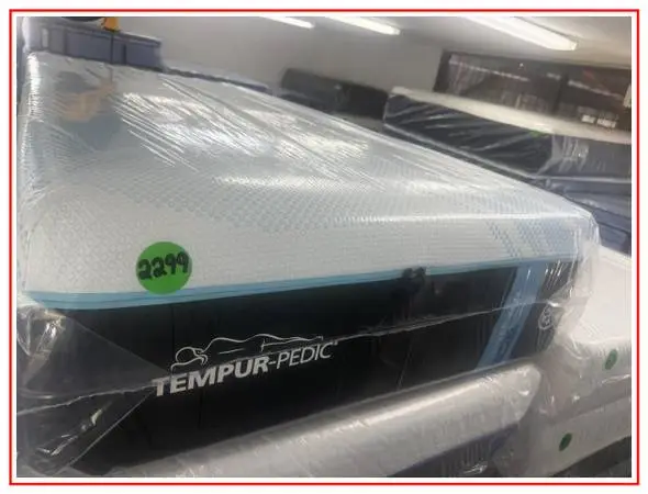 TWIN XL TEMPURPEDIC LUXEBREEZE (SOFT) MATTRESS & BOX SPRING BED