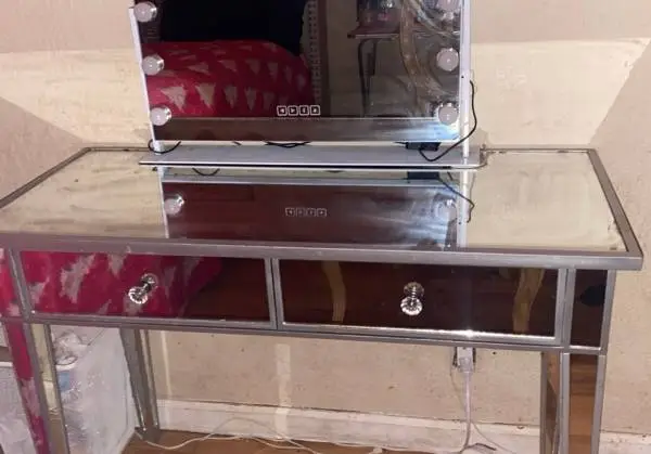 Vanity & mirror!