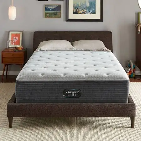 2025 Beatyrest Queen mattress like new you pickup