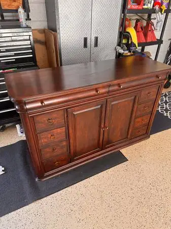 NICE CREDENZA
