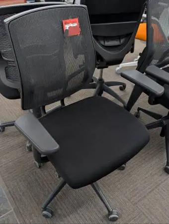 1 MSRP $936.00 Black Mesh High Back Chair w/Adj Seat, Arms &Tension