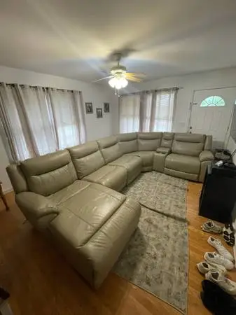 Bobs Leather 6PC Sectional Couch