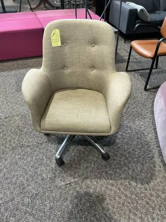task conference chair by Global Alias in Beige Fabric