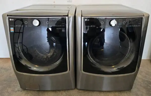 MEGA CAPACITY LG W/D SET