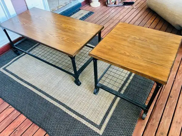 coffee table and end table for sale