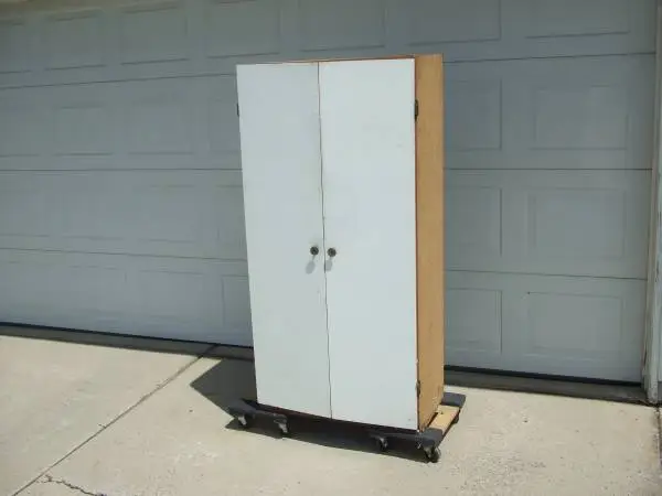 Garage 4 shelf cabinet