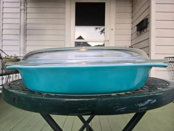 Vintage Pyrex Casserole Dishes