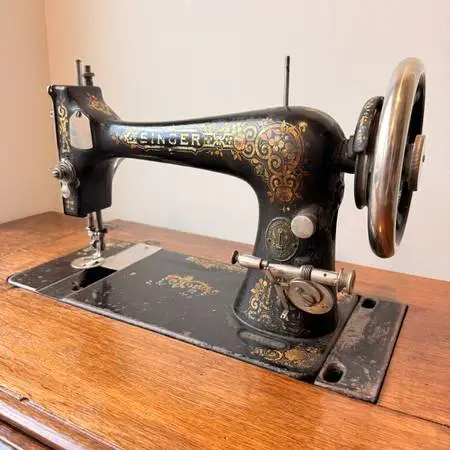 Antique Singer Treadle Sewing Machine — Complete 3-Piece Cabinet Set
