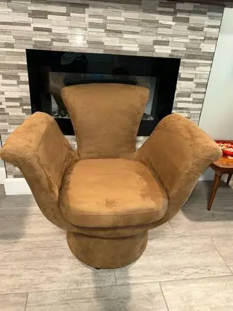 Postmodern Vintage Flower Lounge Chair