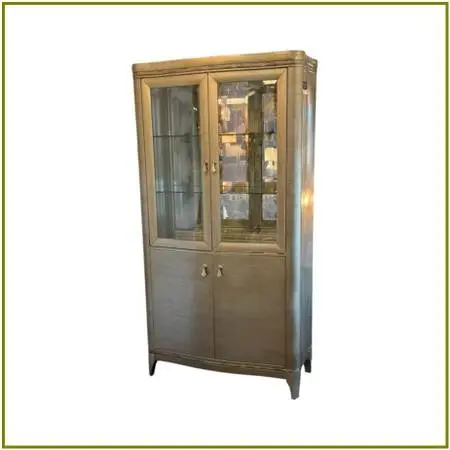 Sofia Vergara La Reina Lighted Curio Cabinet