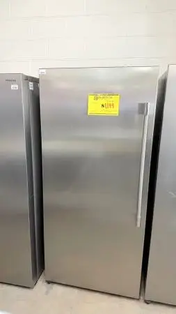 LARGE SINGLE DOOR STAINLESS STEEL FREEZERS AND FREEZERS