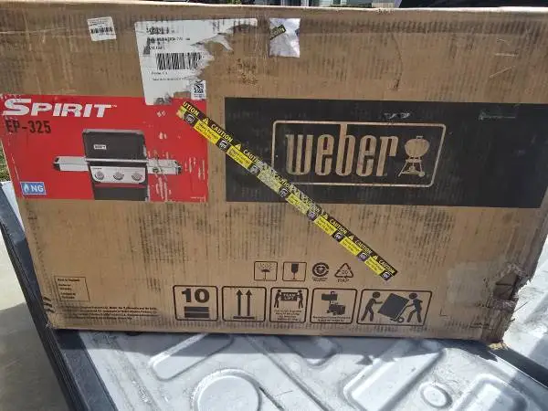 Weber Spirit E-325 3-Burner Propane Gas Grill in Black with Powerful B
