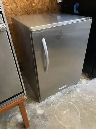 SS KitchenAid Undercounter Refrigerator Model #KRCA06XPSS00 Used