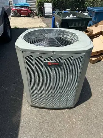 Trane 2.5-ton Heat Pump R-410A
