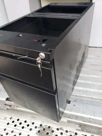2-Drawer,Black,Floating,Letter-Size,Cubicle File Cabinet,Rails,Lock-Ke