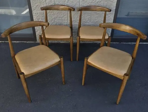 Set of 4 Scandinavian Designs Elbow Mid Century Style Brown Dining Cha