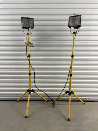 Pair of Global Industrial LED Tripod Work Lights (2,160 Lumens)
