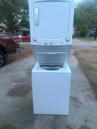 GE Stackable Washer & Dryer DELIVERY AVAILABLE