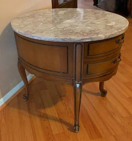 Vintage Heirloom Weiman end table with pink marble top