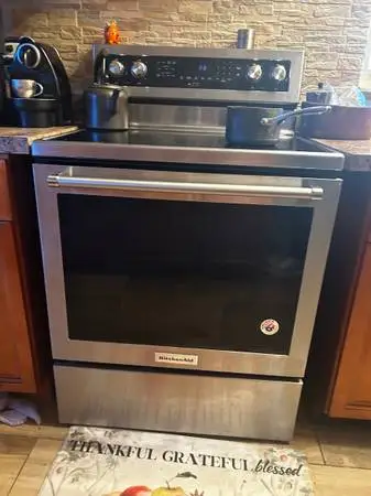Kitchen Aide Stove
