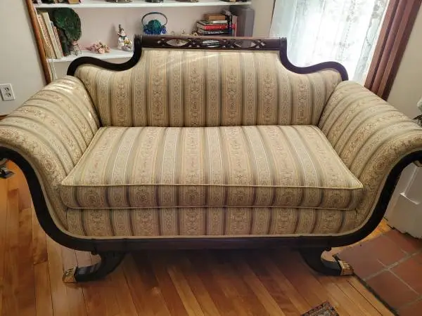 DUNCAN PHYFE LOVE SEAT
