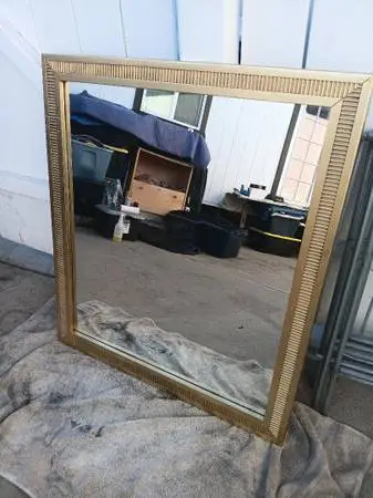 MIRROR