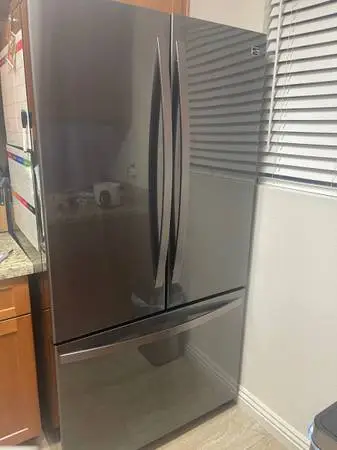Kenmore Frenchdoor Fridge- working fine