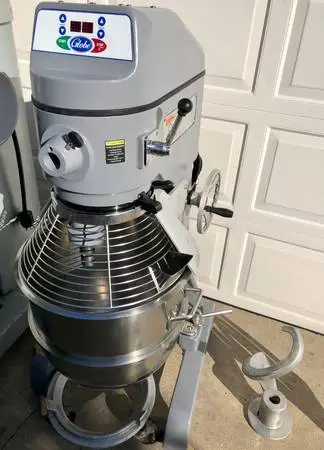 Globe Dough Mixer 60 qt.