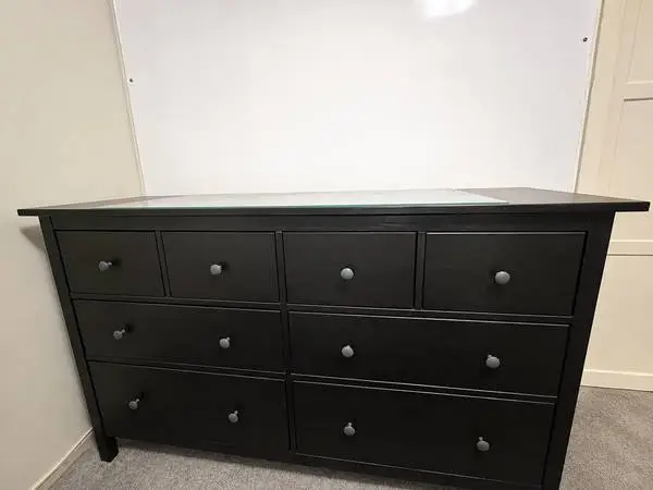 IKEA Hemnes 8 Drawer Dresser + Glass Top