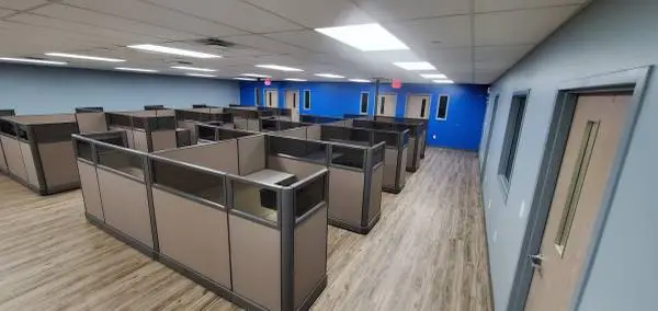 Used 6x6 Cubicles (Delivery & Installation Included)