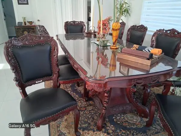 ORIENTL DINING ROOM