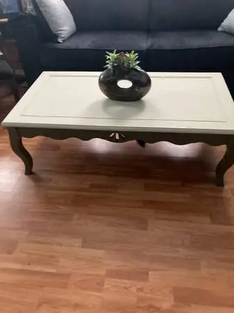 COFFEE TABLE