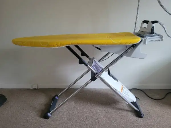 LauraStar Professional Steam Ironing System
