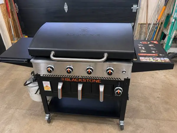 36 Blackstone Grill