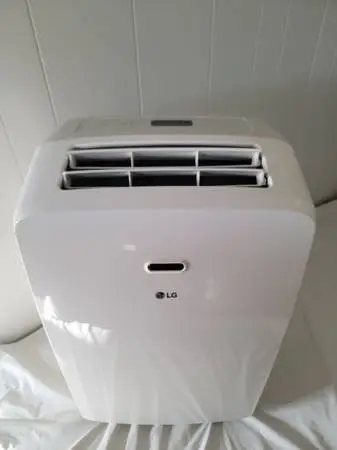 Just Like Brand New!!! Barely Used!!! LG, 10,200 BTU Air Conditioner. Must See!!