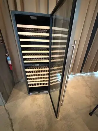 Summit 162-Bottle Dual Zone Wine Cellar $600 – CLOSING SALE
