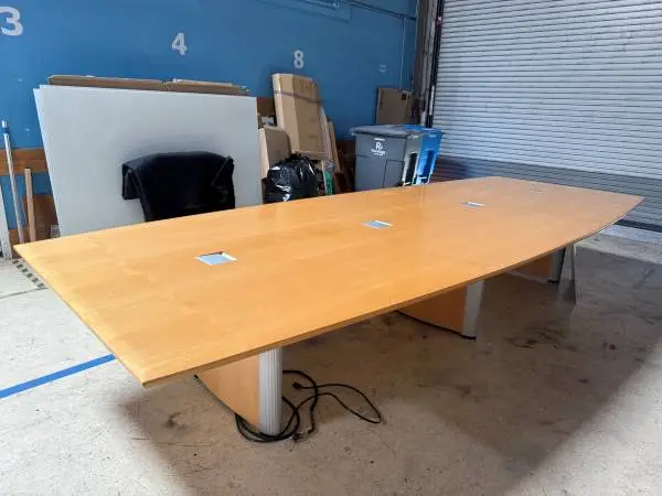 Nienkamper Vox 14 Ft Maple Boat Shaped Table W/ 4 Power & Data Modules