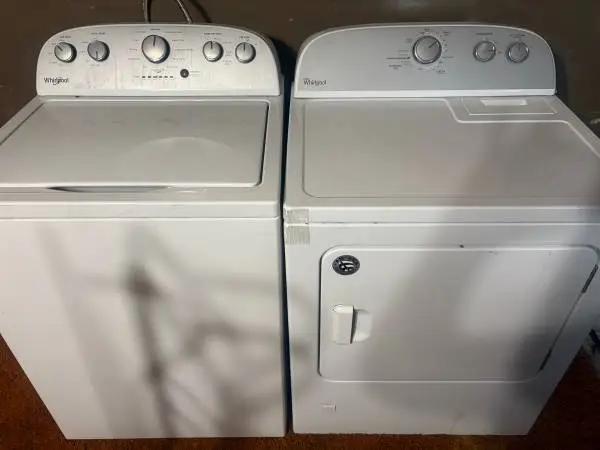 WASHER AND DRYER WHIRLPOOL CAN DELIVER