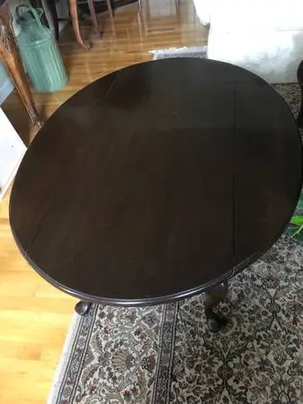 Queen Anne Center Table Harden Furniture