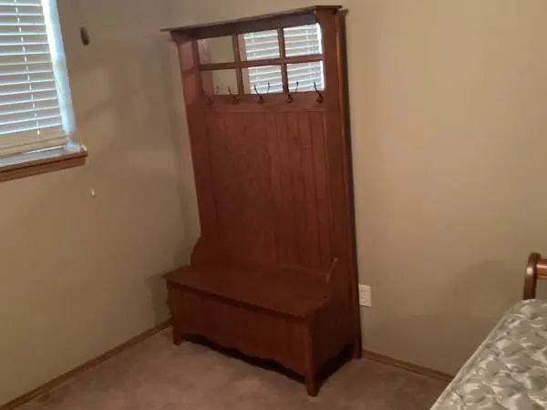 Hall tree with bench
