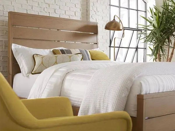 HYGGE Queen Bed