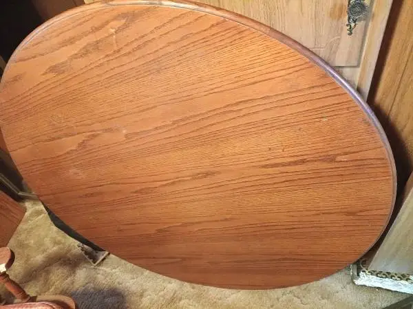 SOLID OAK TABLE AND CHAIRS