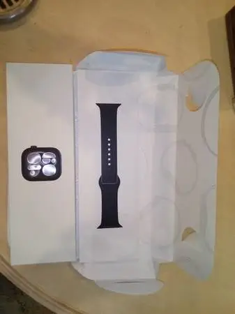 APPLE WATCH 11 SERIES 46MM BRAND NEW