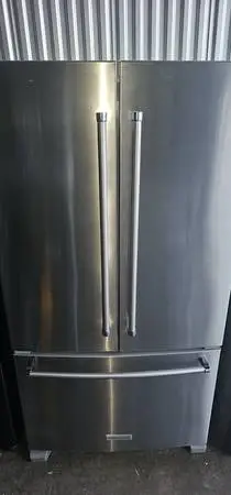 Who is interested in a beautiful cold plugged in Kitchenaid w delivery