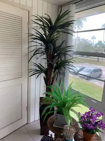 High quality artificial tree
