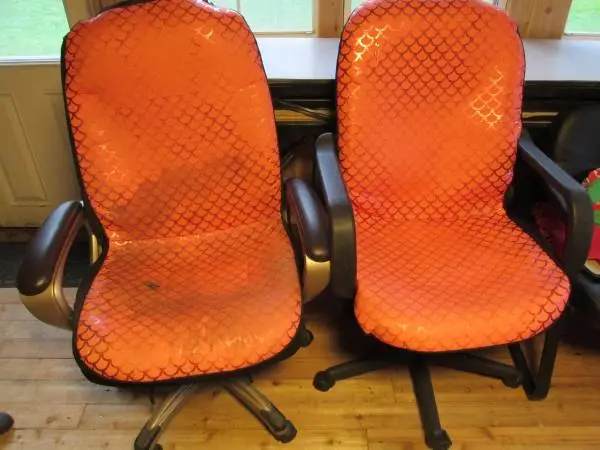 Lot of 2 Swivel Computer Office Desk Chairs