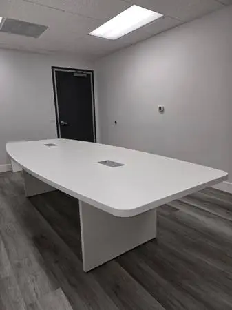 CONFERENCE TABLE BOAT SHAPE WHITE 10X14